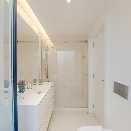 Elegant 3br Family With Private Pool דירה *