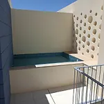 Elegant 3Br Family Stay With Private Pool