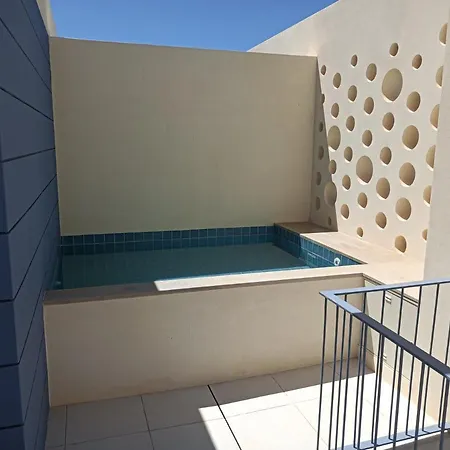 Elegant 3br Family With Private Pool
